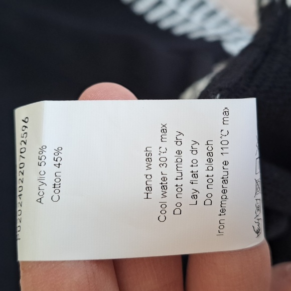 Black Knit Sweater Top w/ Striped Trim Short Sleeve Stylish Lightweight - Picture 8 of 9